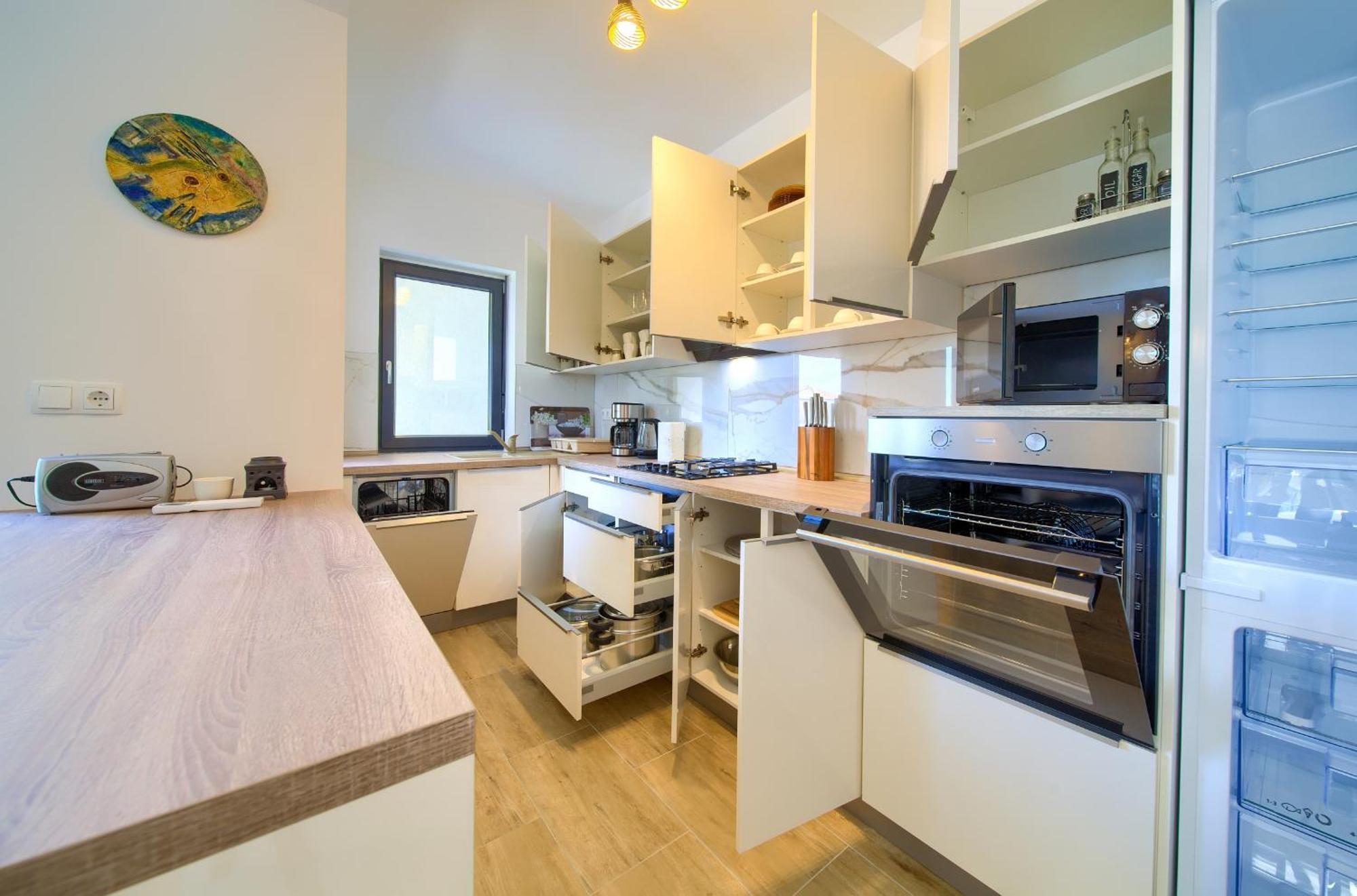 Apartments Paola & Karla With Pool Krk Town Quarto foto
